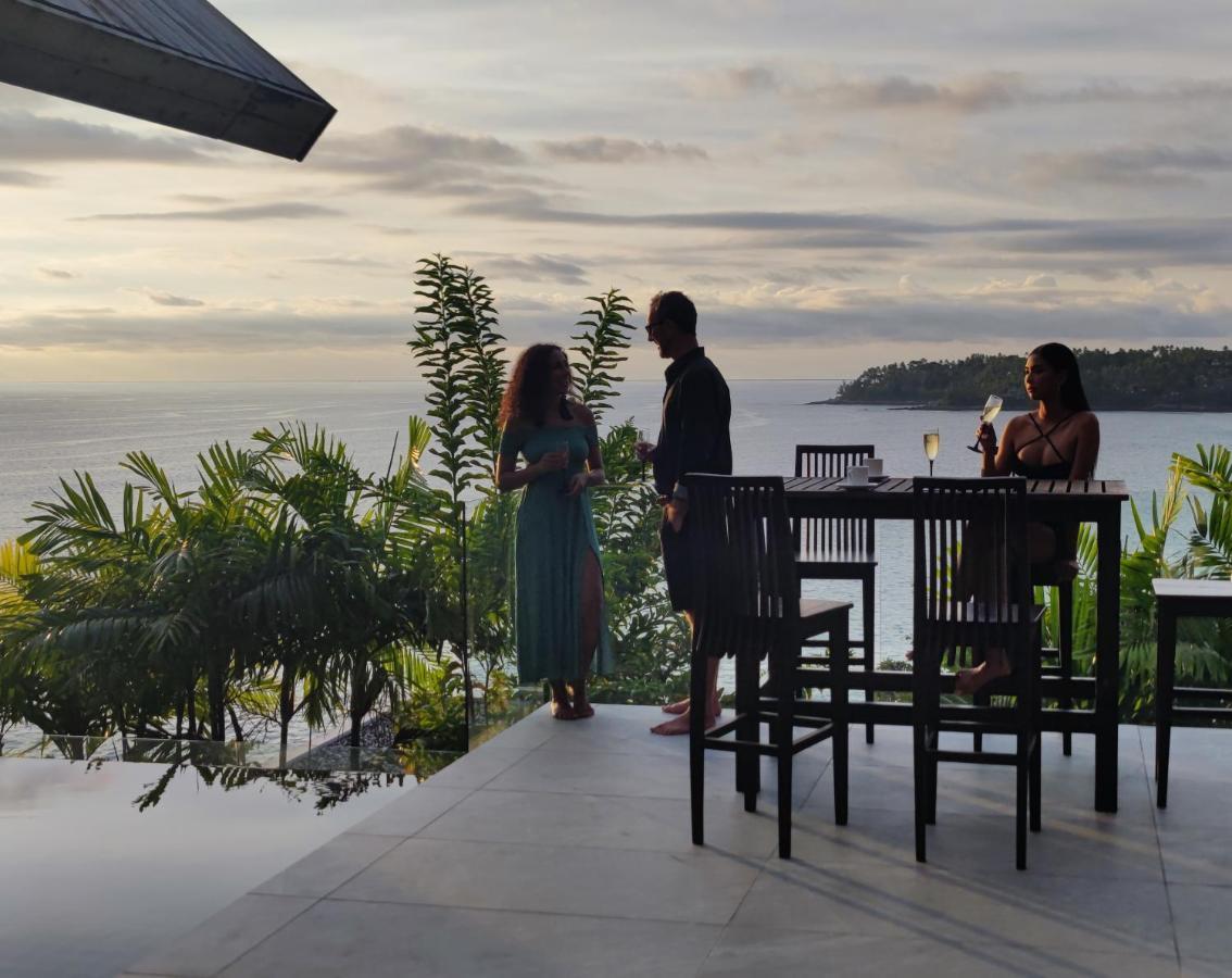 Surin Beach Oceanfront Villa With Ocean And Beach Views Eksteriør bilde